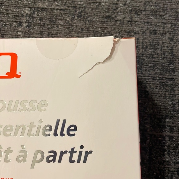 iQ Grab & Go essentials kit for iPhone 12’s - Picture 6 of 6